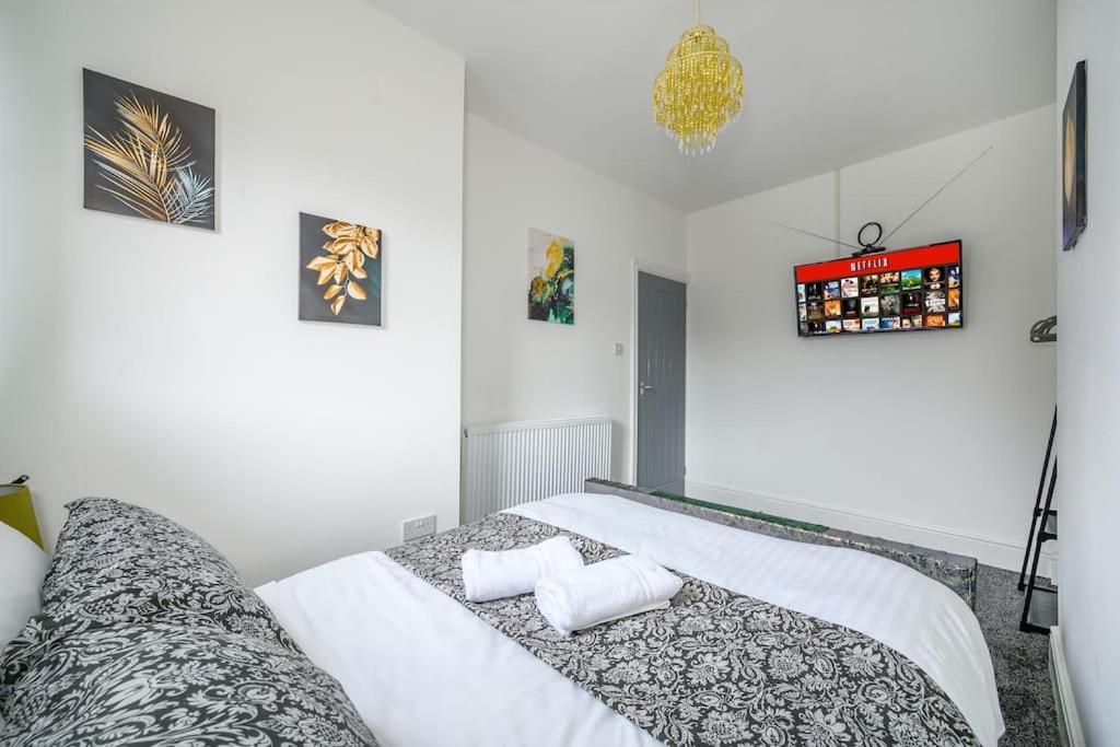 -16Pt- For Your Relaxed & Cosy Stay & Free Parking Leeds  Ngoại thất bức ảnh