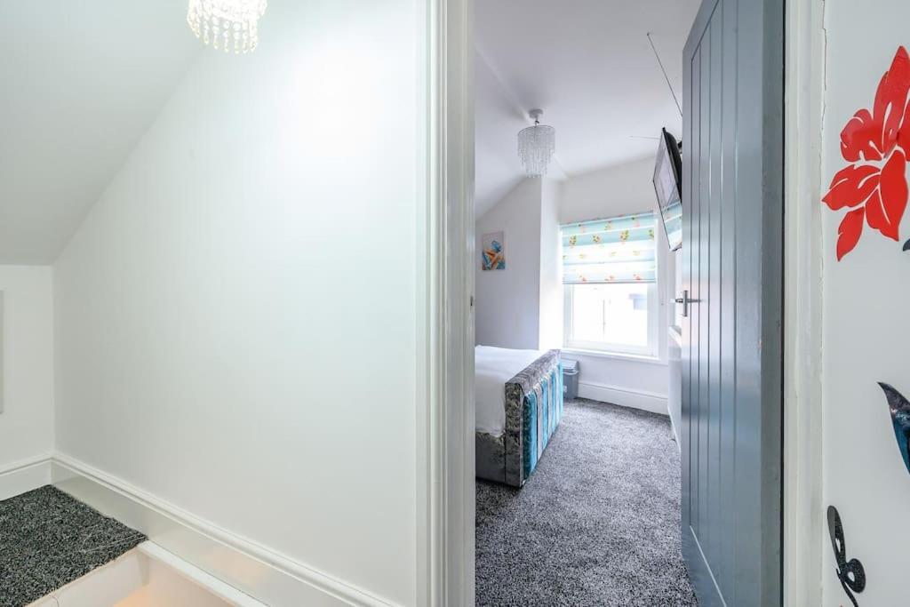-16Pt- For Your Relaxed & Cosy Stay & Free Parking Leeds  Ngoại thất bức ảnh
